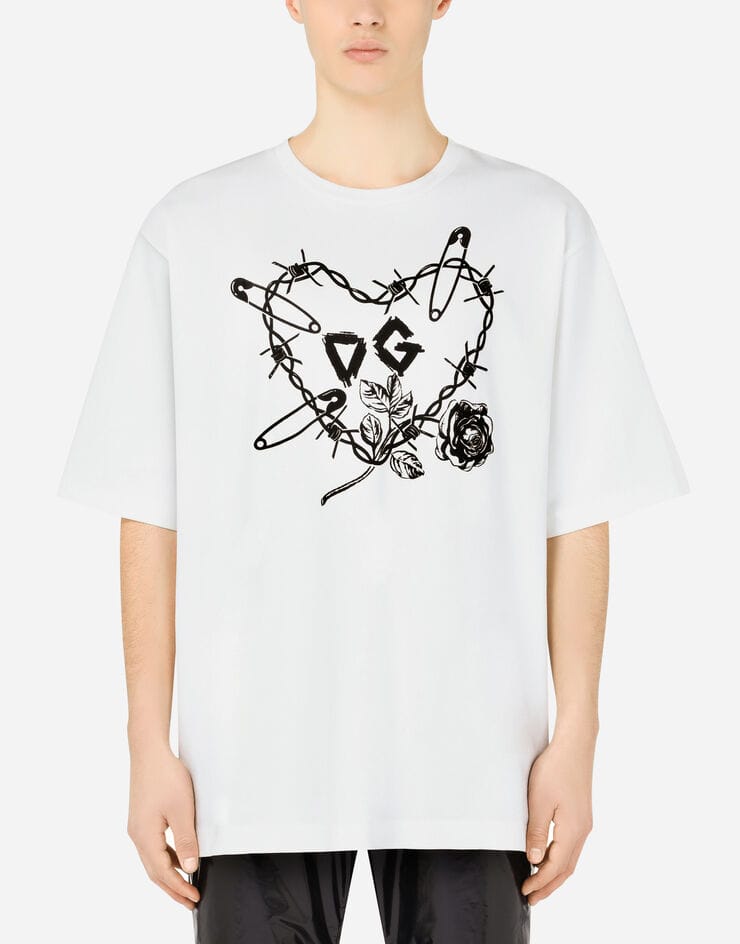 The most essential piece in every mans wardrobe the t shirt