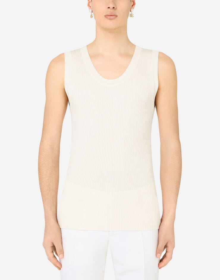 The sweater vest has taken over luxury menswear heading into  2022