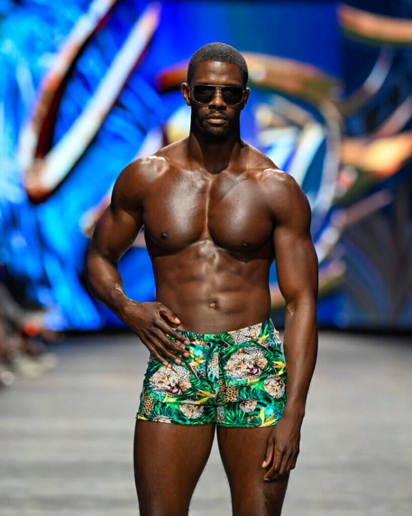 Best swim suits for men online