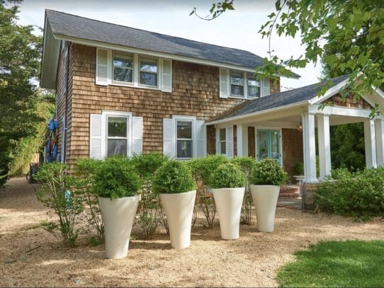 Why Everyone’s Flocking to Bellport This Summer—And Why You’ll Want to Stay at This Hidden Gem